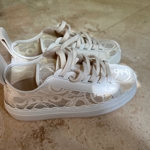 Chloe sneaker